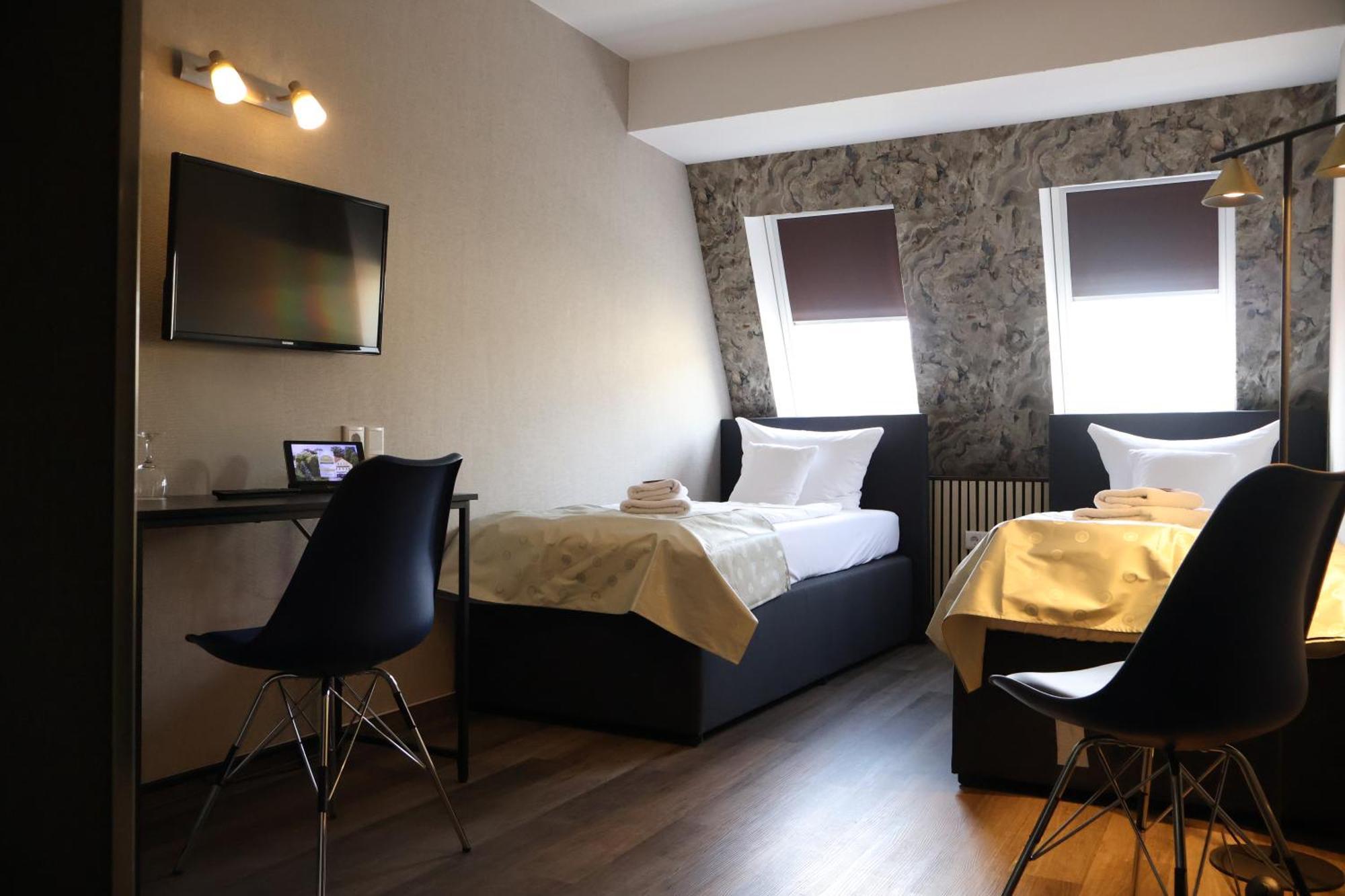 Gaestehaus Dresdner Hof Цитау Екстериор снимка